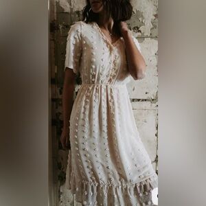 Polagram Cream Textured Midi Dress